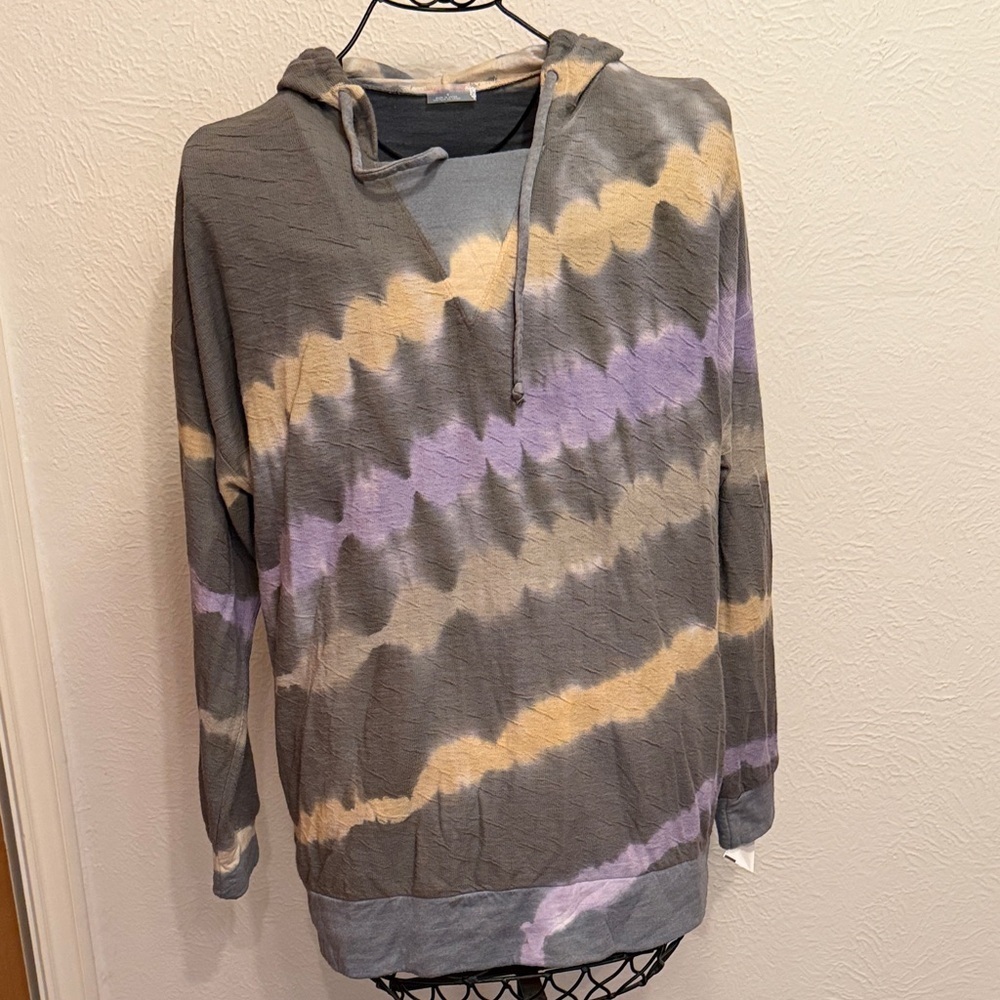 πππBOGOHOπππFree People Tie-Dye Hooded Pullover in Gray, Lavender & Cream-MEDIUM - Picture 1 of 11